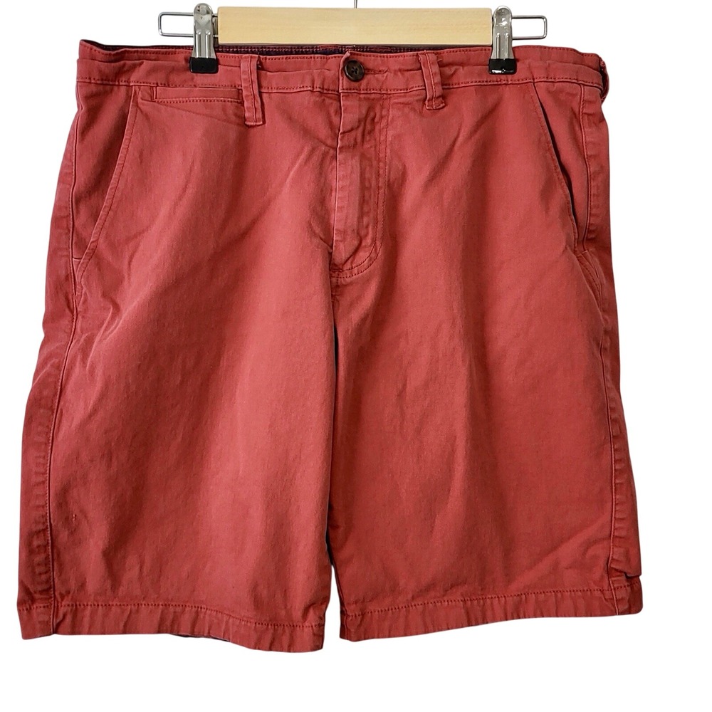 Flag & Anthem Shorts Mens Size‎ 35 Distressed Red Cotton Slash Pockets Logo